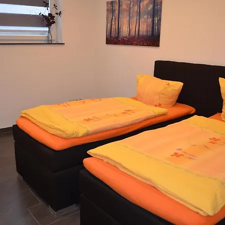 Mia バート・シェーンボルン